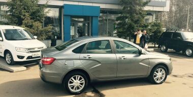 СМИ предупреждают о повышении цен на LADA Vesta, XRAY и Priora
