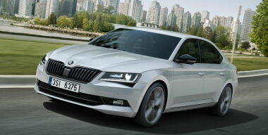 В России стартуют продажи новой версии Skoda Superb
