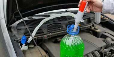 Зачем возить в багажнике мини-помпу