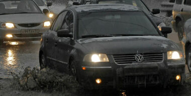 Как починить разбитое авто за счет дорожников 