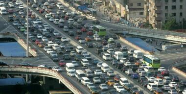 Какие автомобили предпочитают в Москве и Санкт-Петербурге