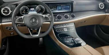Опубликованы фотографии салона нового Mercedes-Benz E-класса