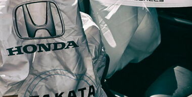 2,2 млн. Honda отзывают из-за самовзрывающихся подушек