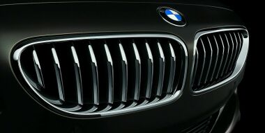 Почему Mercedes и Audi проигрывают BMW