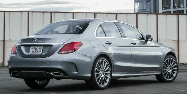 Mercedes тоже гонит брак