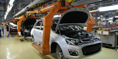 Как падает производство машин в России