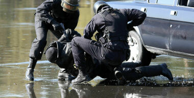 Как защитить авто не только от угона, но и разбойного нападения