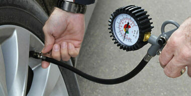 Работа на сжатом воздухе: и шины подкачать, и машину «продуть»