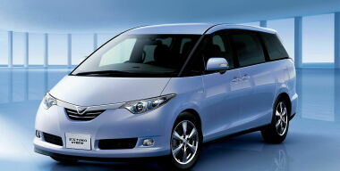 В Японии испытывают такси будущего