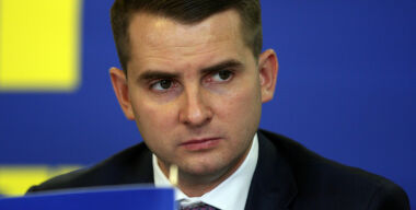 Как посадить эвакуаторщика на семь лет