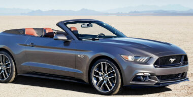 Ford Mustang все же доедет до России этим летом?