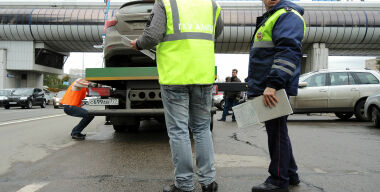 Власти начали торговать увезенными на штрафстоянки авто