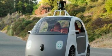 Mercedes-Benz опасается Google