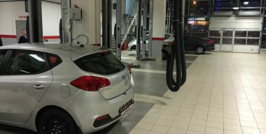 Автомобильный рынок в России упал на 42,5%