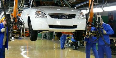 АВТОВАЗ режет по живому