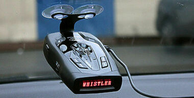 Whistler 439 ST+: радар-детектор против любого «спидгана»