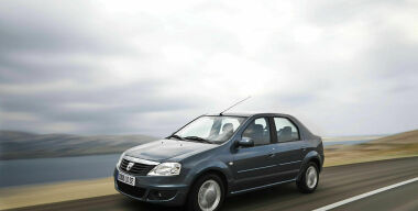 Renault Logan подешевел и... подорожал