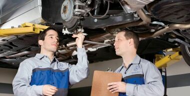 Как часто и зачем надо менять тормозную жидкость. И надо ли?