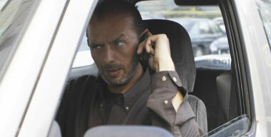 Лысаков запретит смартфоны в машине 