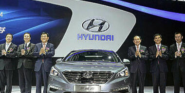 Brilliance показал минивэн c двигателями BMW