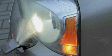 Омывающая жидкость может «сломать» фары 