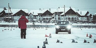 Зимнее вождение: советы от BMW Driving Experience