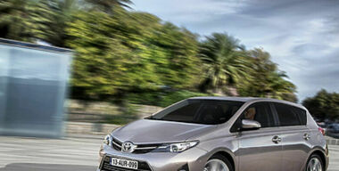 Toyota Auris: крепенький середнячок