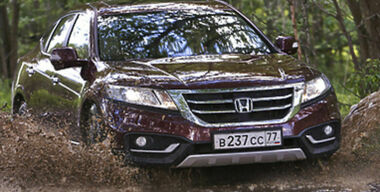Новый Crosstour: жизнь не по плану