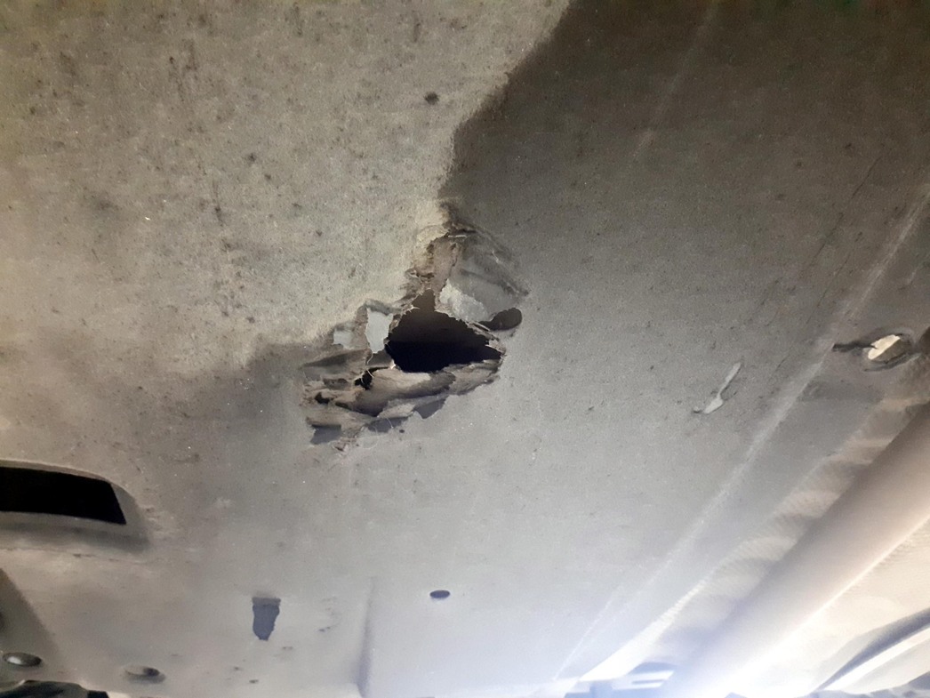 Фетровые детали на днище оказались хлипкими