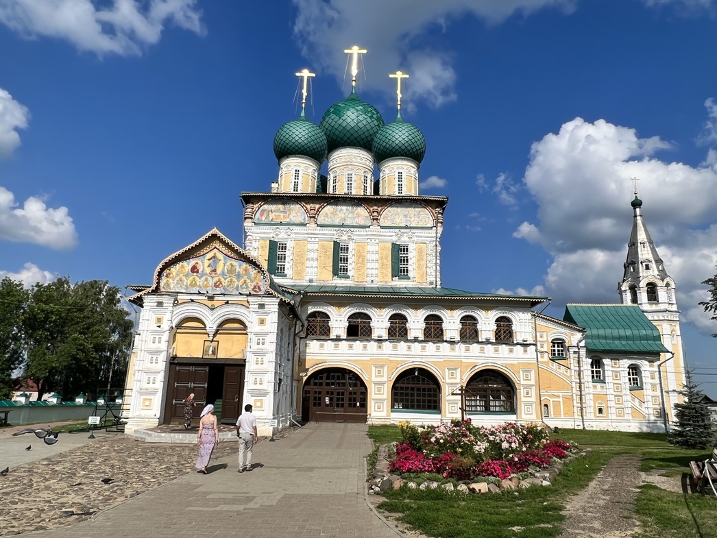 Воскресенский собор - тутаевская жемчужина.
