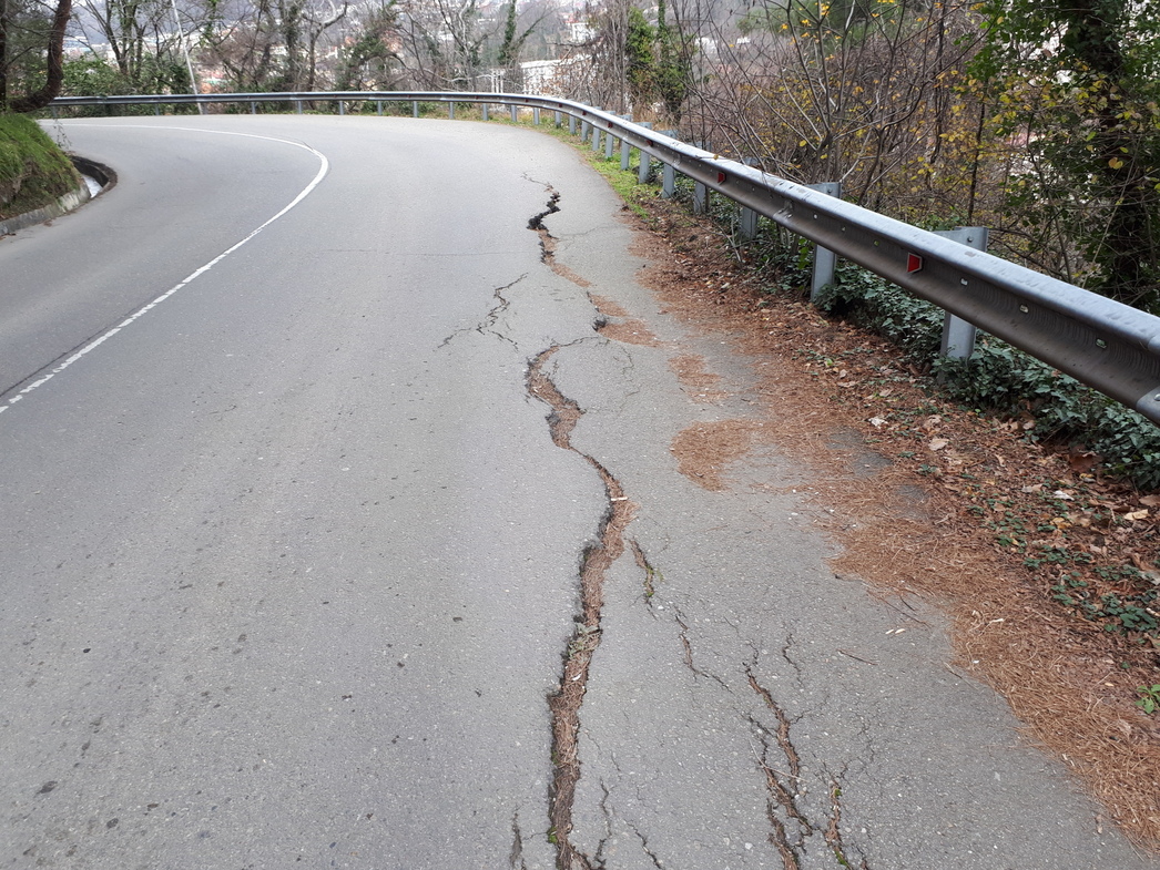 Дорога на Мысе Видном требует ремонта