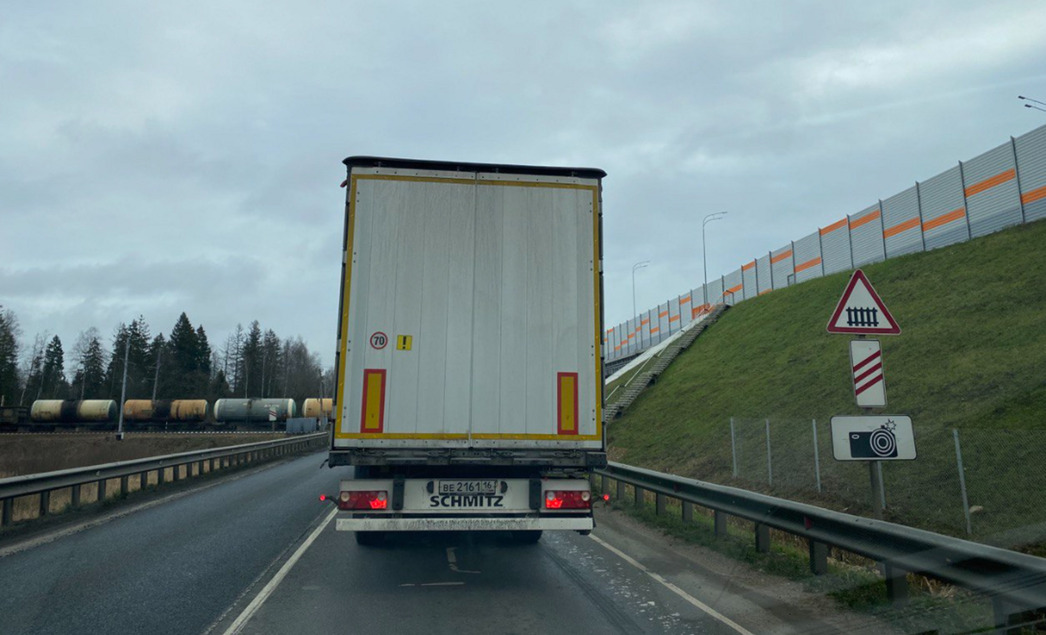 Чайник: Ж/д переезд у Софрино в купе с 7-и светофорами на перегоне А-107 Дмитровка-Ярославка сводят на нет все усилия сократить время пути