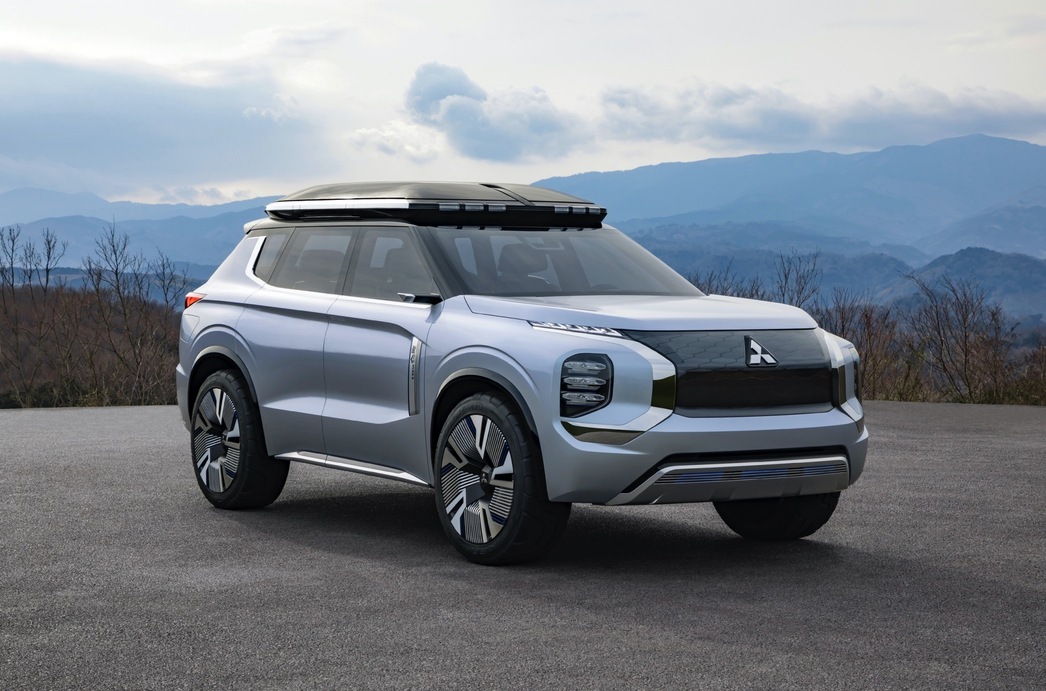 Концепт Mitsubishi Engelberg Tourer