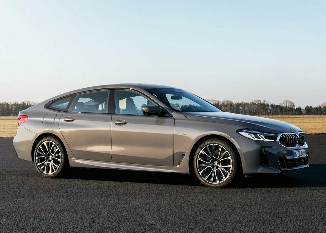 На фото BMW 6-серии Gran Turismo 2021 модельного года