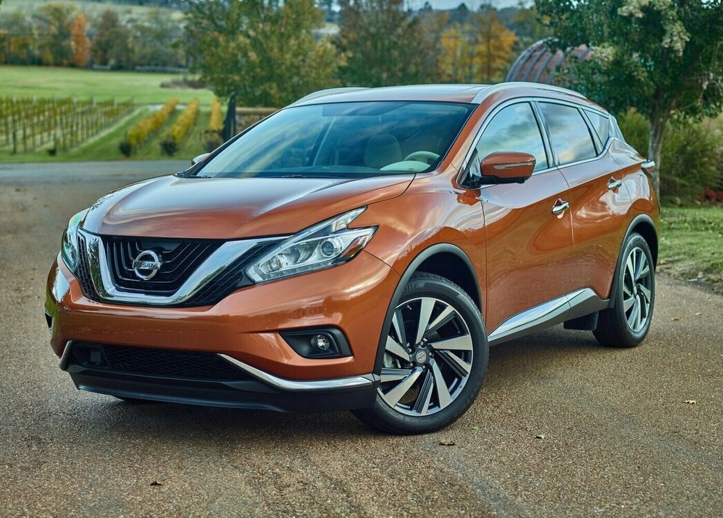 На фото Nissan Murano 2015 модельного года
