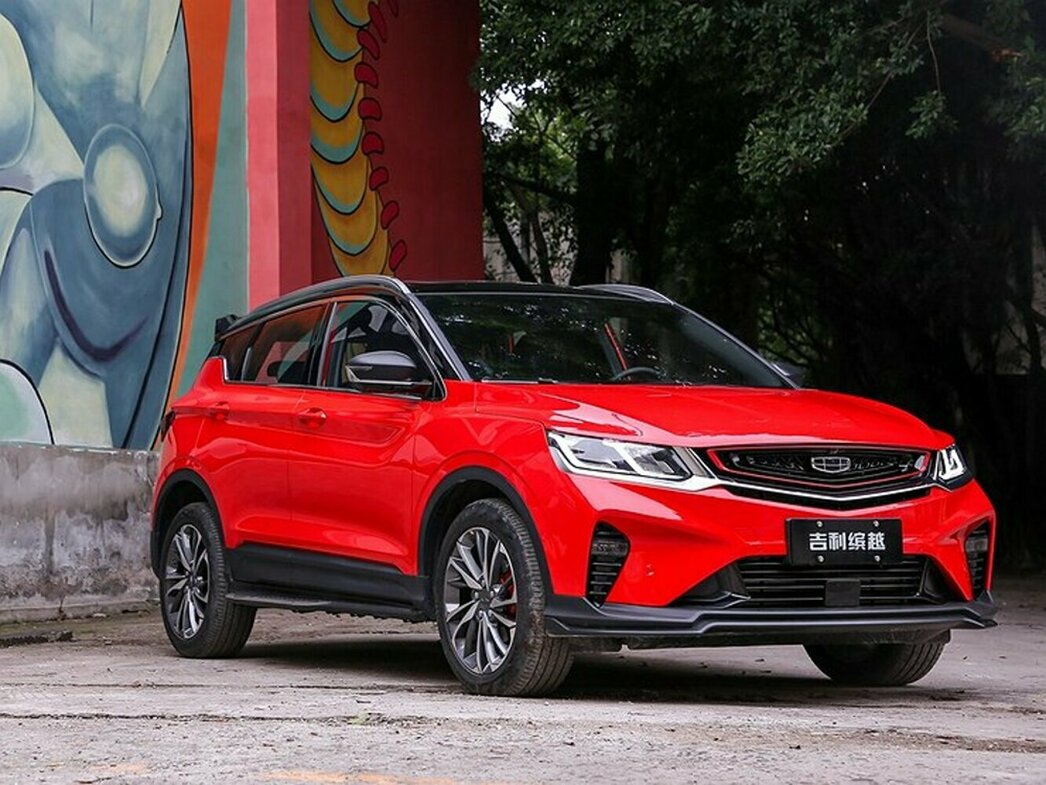 На фото Geely Coolray
