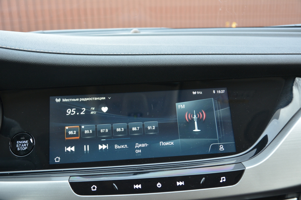 Changan хвастает торжеством новейших технологий.