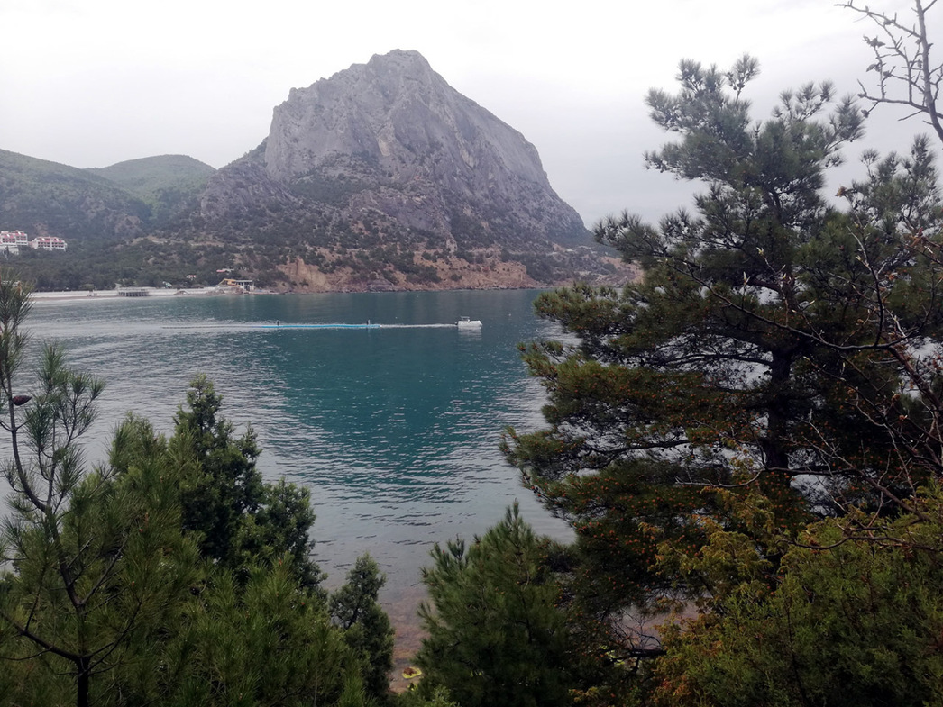 За несколько недель до визита Николая II была обустроена прогулочная тропа. Сейчас она, безусловно, осовременена и вполне безопасна. 