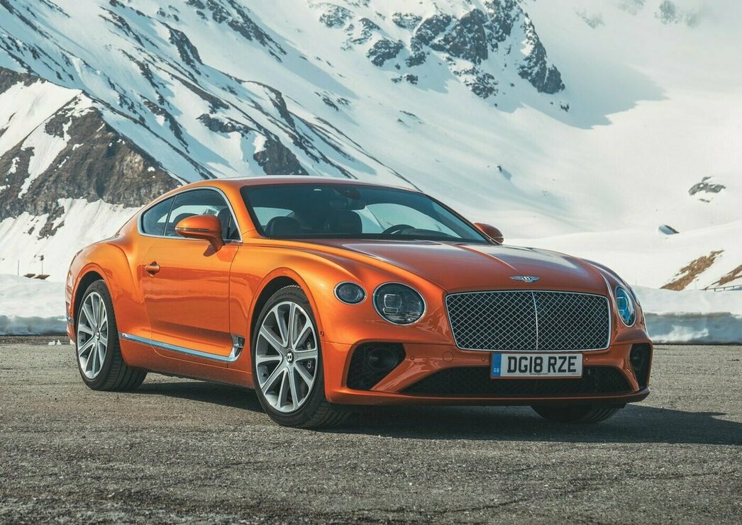 На фото: Bentley Continental GT 2018