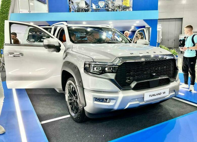 Изображение Foton привезет в Россию новый пикап V9 и Tunland G7 с «механикой»