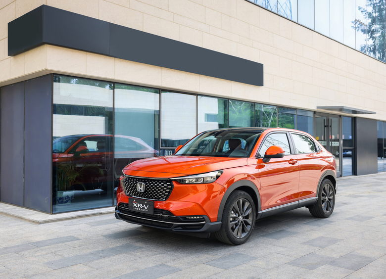 Изображение В России появились новые кроссоверы Honda по цене Chery