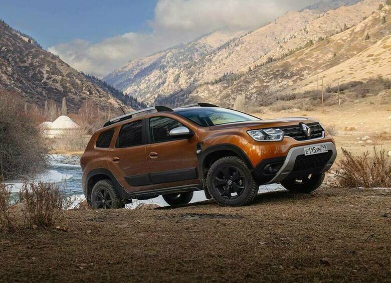Изображение Хорошие сапоги: в России распродают кроссоверы Renault Duster с пробегом 20 000 км
