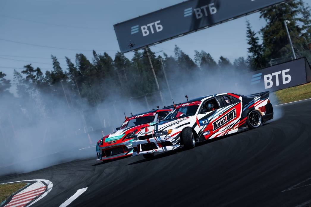 Максим Гроссман порадовал фанатов яркими проездами и смог взять верх над Царем.