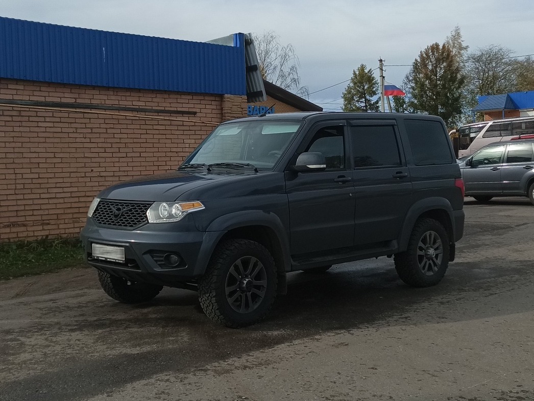 УАЗ Патриот                                               