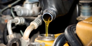 Какое масло залить в автомобиль, чтобы спокойно заводить его в -30 °C?