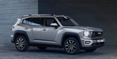 Haval официально представил кроссовер H7 для России