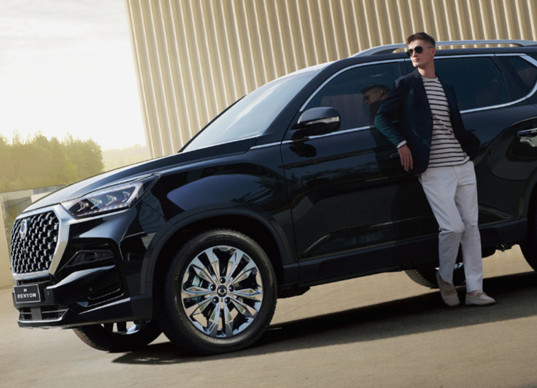 Изображение KGM раскрыл подробности о рамном внедорожнике Rexton для России