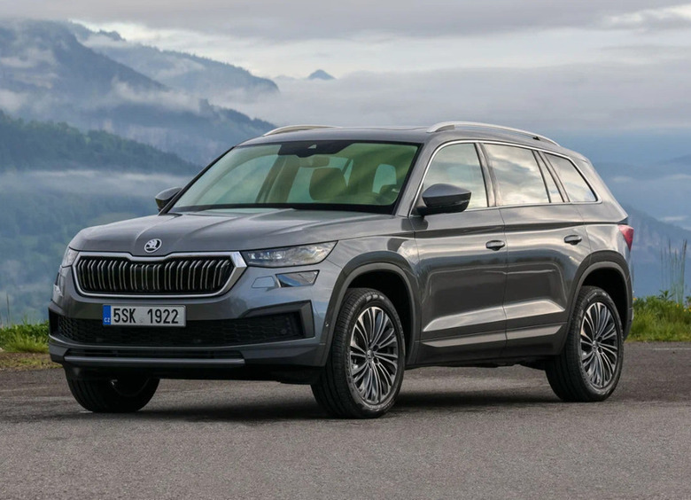 Изображение В Россию привезли Skoda Kodiaq по цене от 5 миллионов рублей