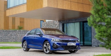 В России втридорога продают новый Kia K5