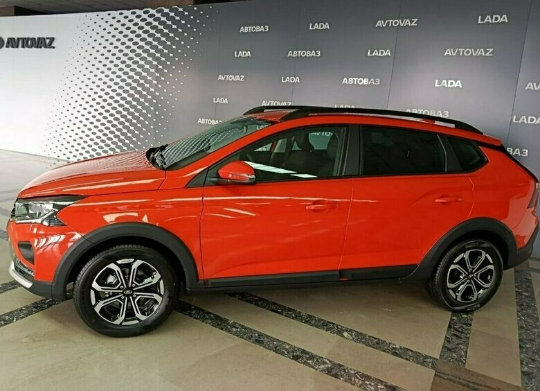 Изображение АВТОВАЗ показал новый «вседорожник» LADA Iskra Cross в Тольятти